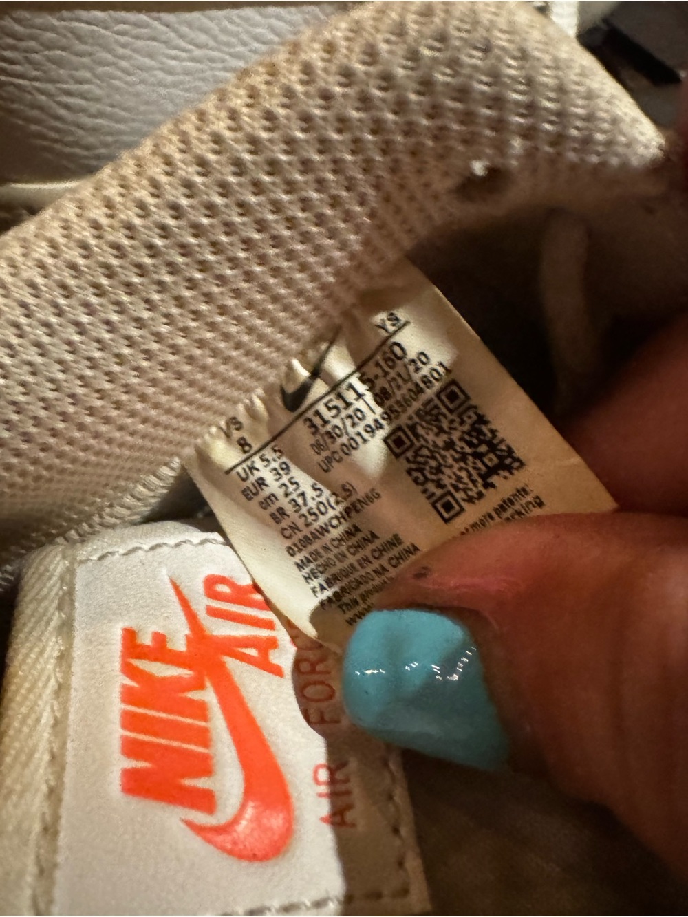 Nike Air Force 1 '07 "White Light Citron - Picture 13 of 13